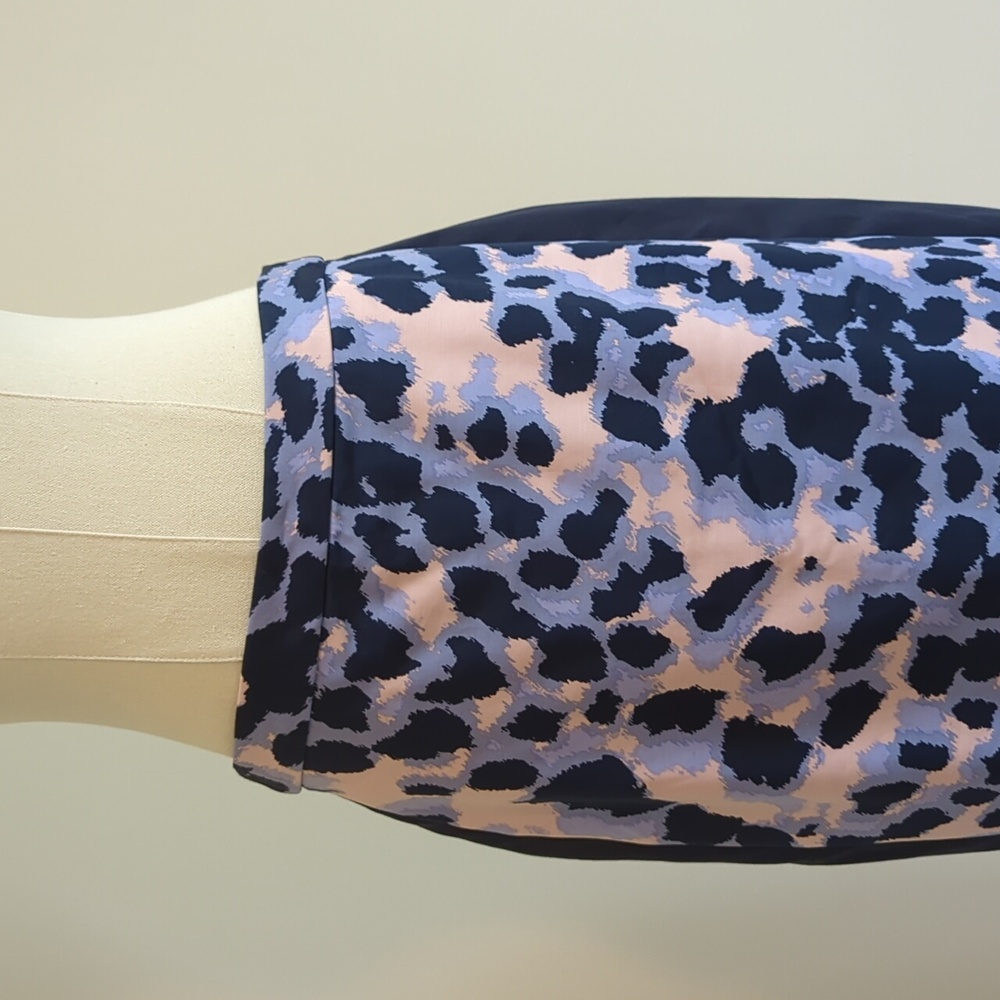 NWT Club Monaco size 8 navy skirt with purple and pink cheetah print